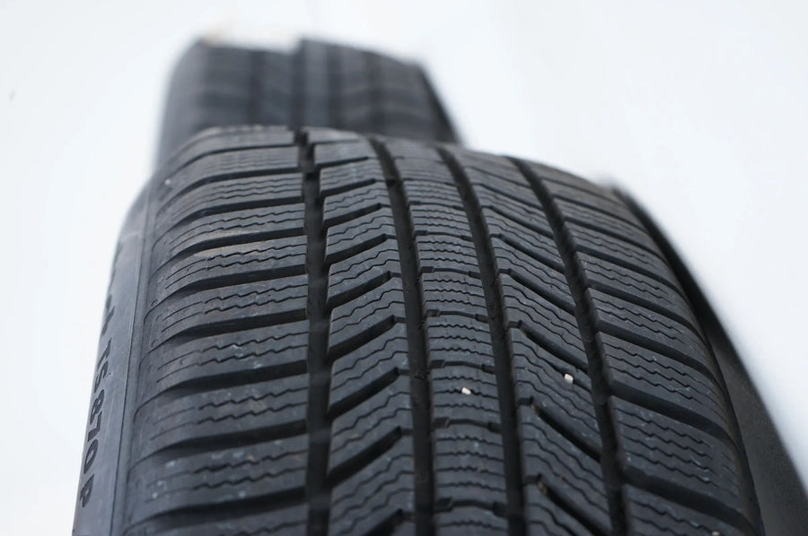 Audi Q3 8U VW Sharan Winterreifen Winterräder 215 55 17 Zoll