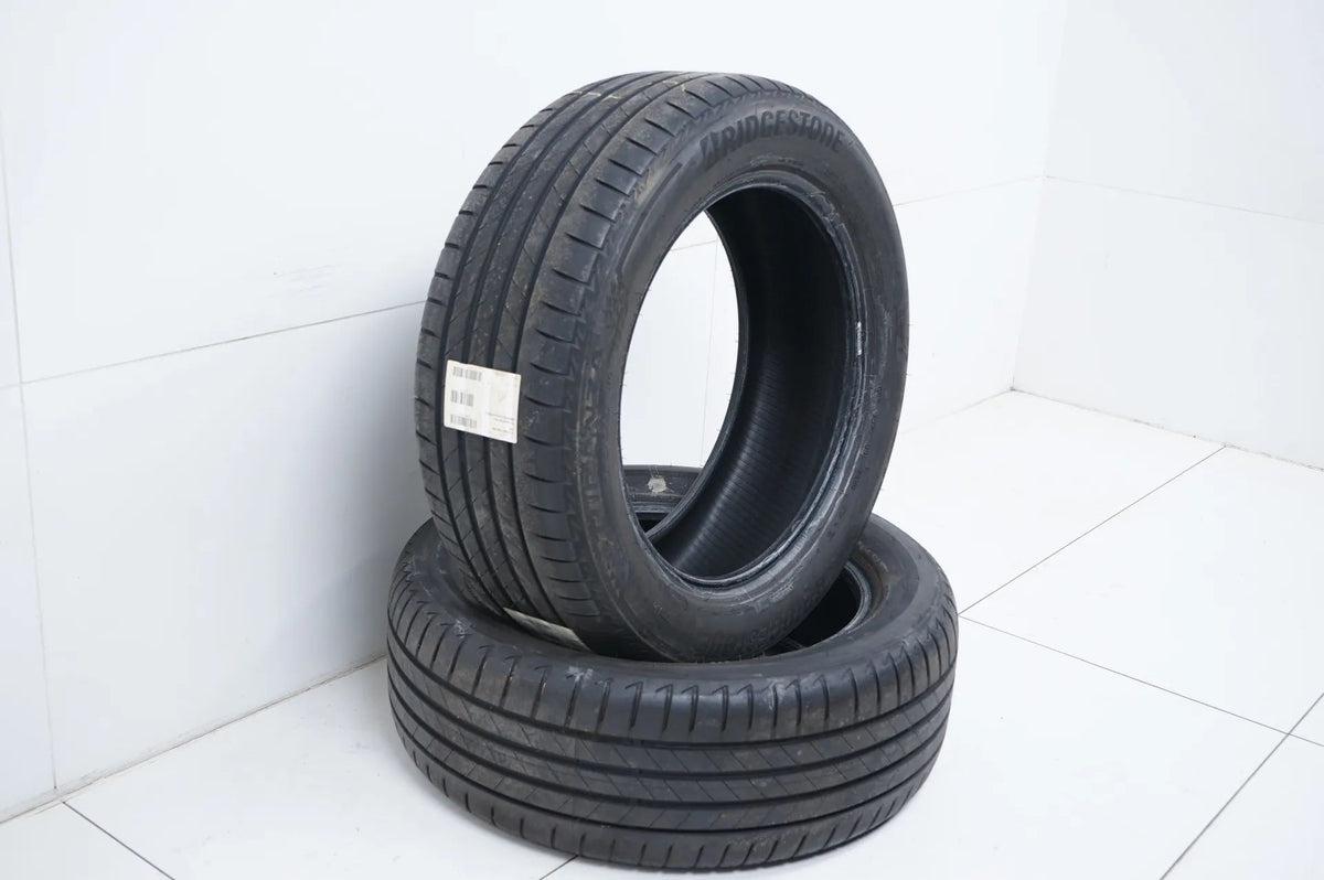2 x Sommerreifen 235 55 18 Zoll Bridgestone DOT20 ca.6 mm MO Detailansicht 3
