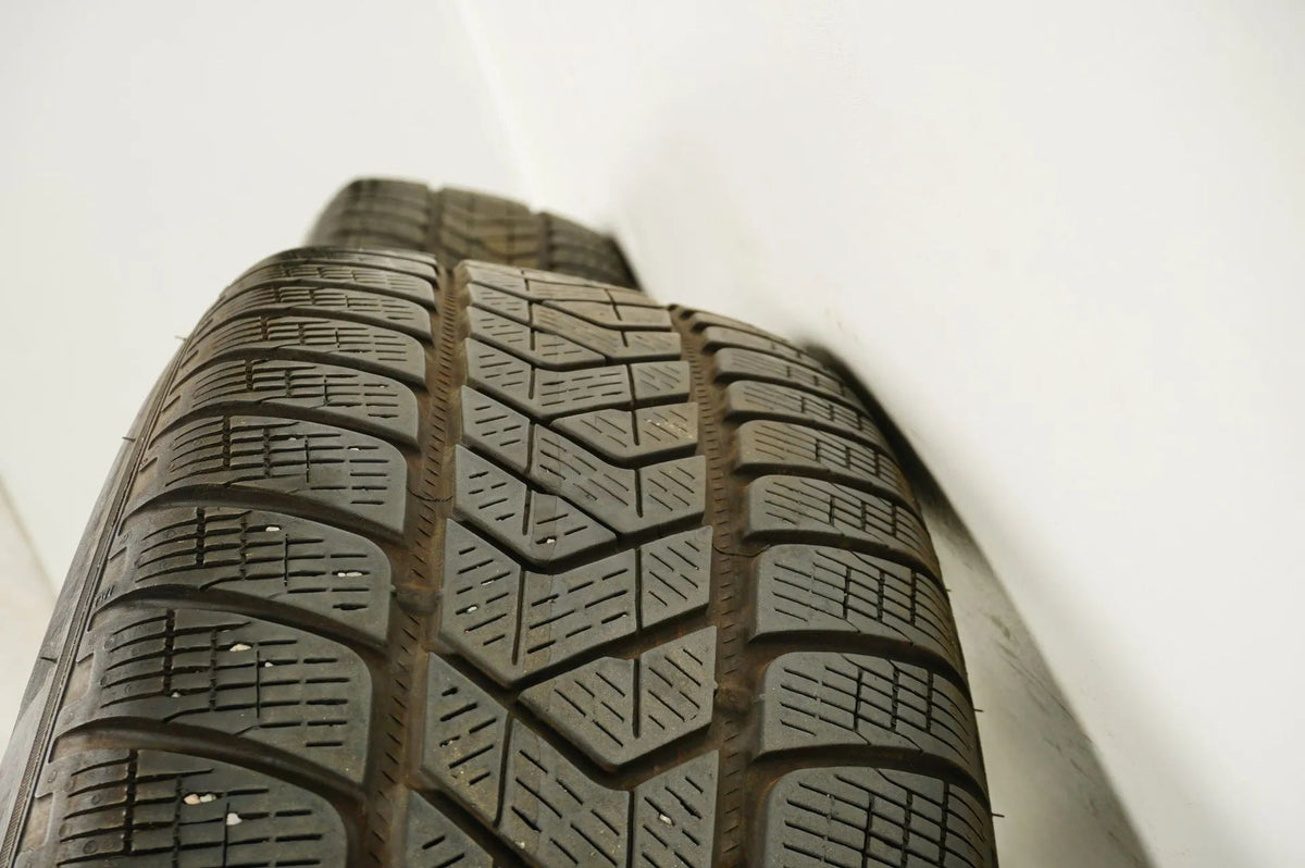 Mercedes GLC W253 X253 Winterreifen Winterräder 235 60 18 Zoll Detailansicht 11