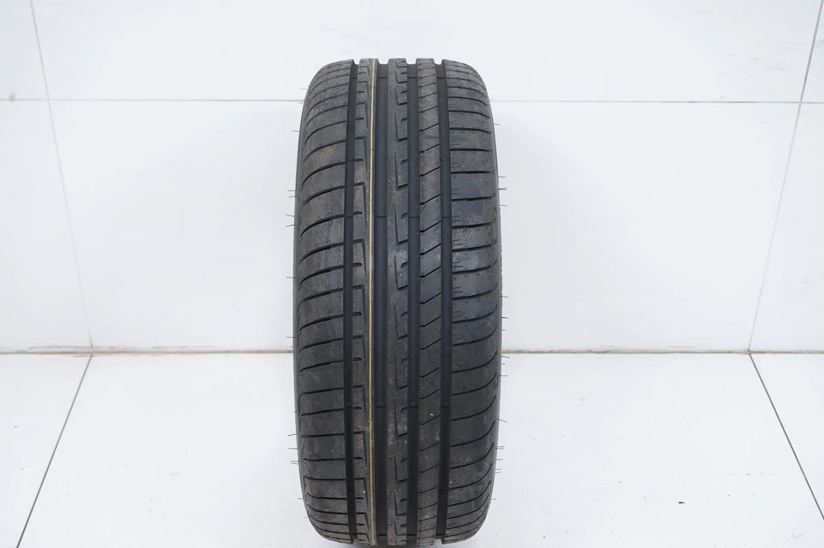 1x DEMO summer tire Goodyear 245 45 18 inch DOT23 BMW* MO Detailansicht 2
