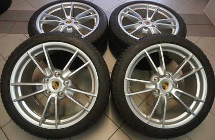 Original Porsche 911 992 19 20 Zoll Alufelgen TOP Winterreifen Winterräder