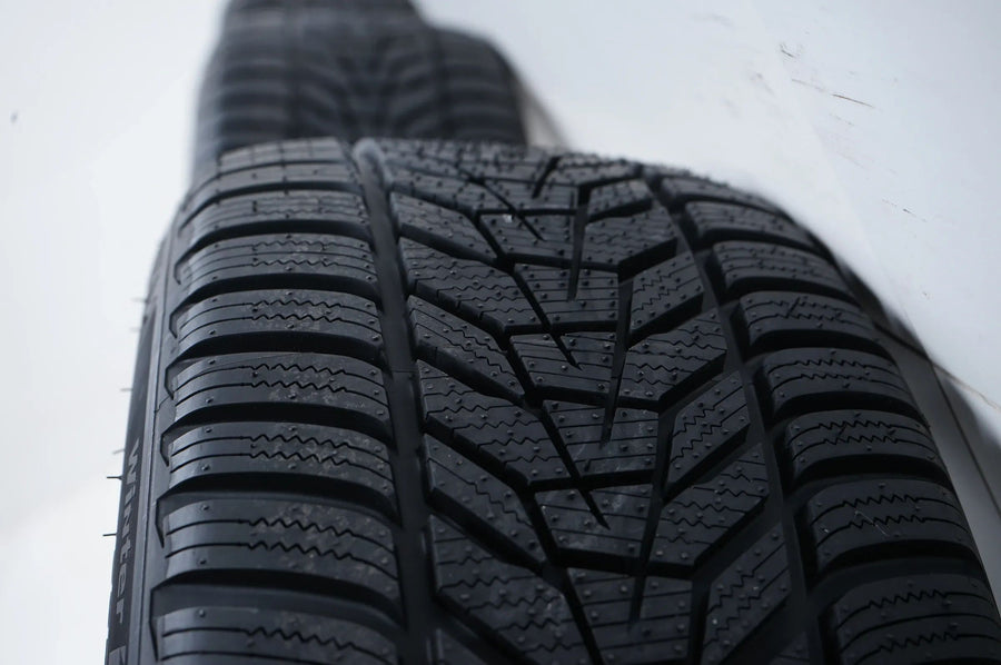 NEW BMW 1 Series F70 Winter Wheels Winter Tires 225 45 18 inch