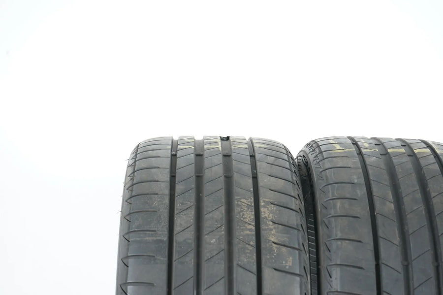 2 x Sommerreifen Bridgestone 255 40 R18 18 Zoll DOT22 ca.6mm Bmw*