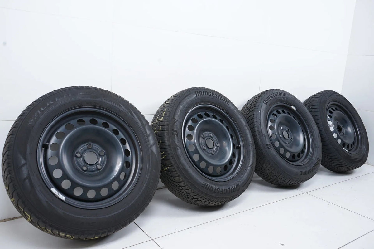 Original VW Tiguan II Kodiaq I Stahlfelgen Felgen mit neuen Allwetterreifen 215 65 R17