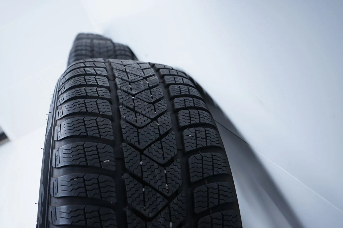 BMW X1 X2 F48 F39 Winter Tires Winter Wheels 225 45 19 inch Detailansicht 13