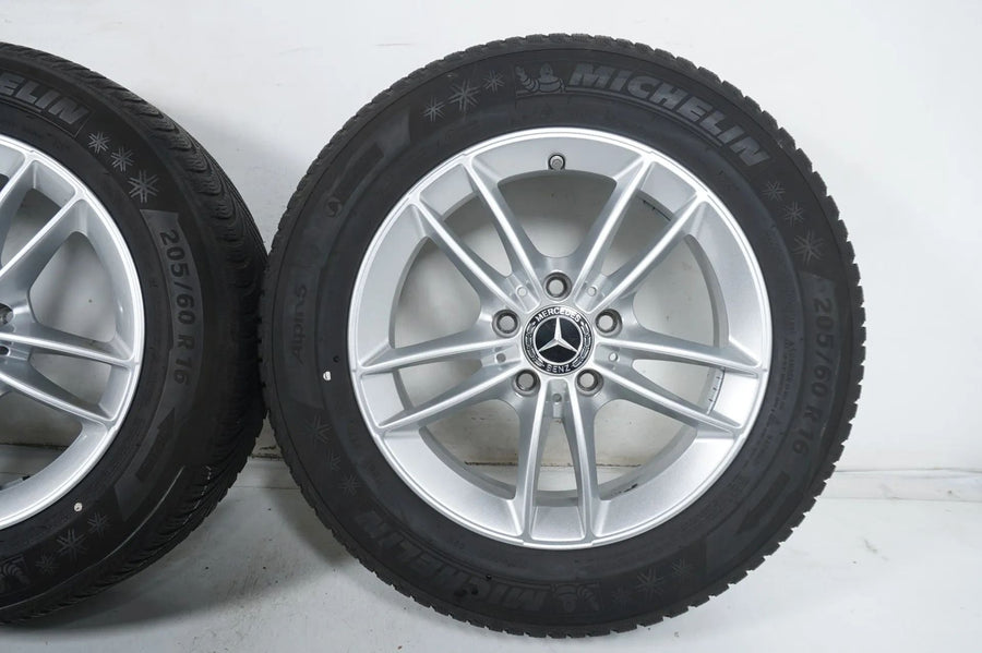 Mercedes A B Klasse W177 B247 Allwetterräder mit neuen Allwetterreifen 16 Zoll