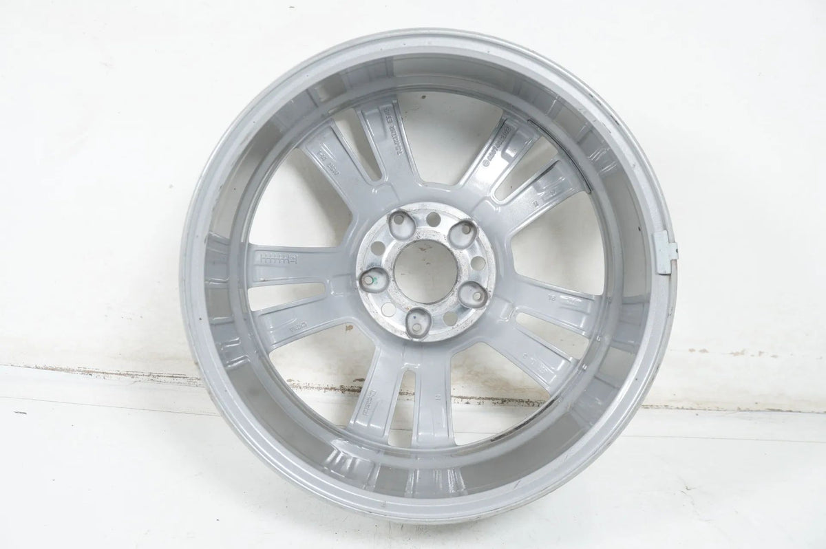 1 x Mercedes třídy E kupé W207 hliníkový disk 17 palců A2074012102 7,5J Detailní zobrazení 7