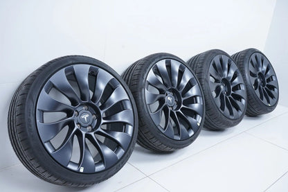 Tesla Model 3 summer tires, summer wheels, 235/35/20 inch, 7mm tread depth