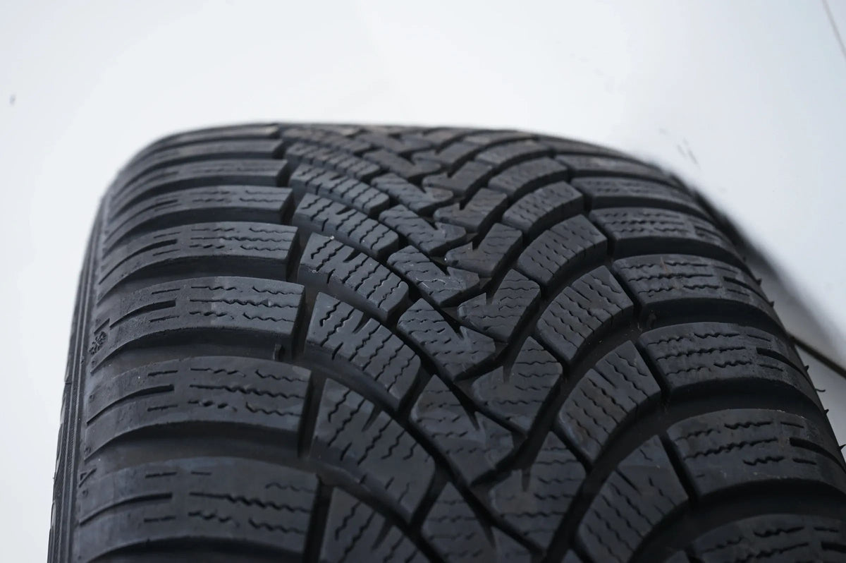 Audi A5 B8 8T Winter Tires Winter Wheels 225 50 17 inch 8T0601025B Detailansicht 15