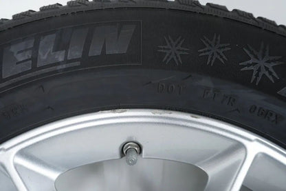 Mercedes A B Klasse W177 B247 Winterreifen Winterräder 16 Zoll