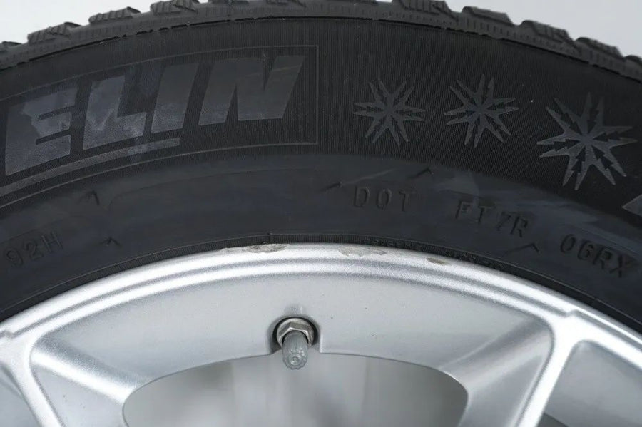 Mercedes A- en B-klasse W177 B247 winterbanden winterwielen 16 inch