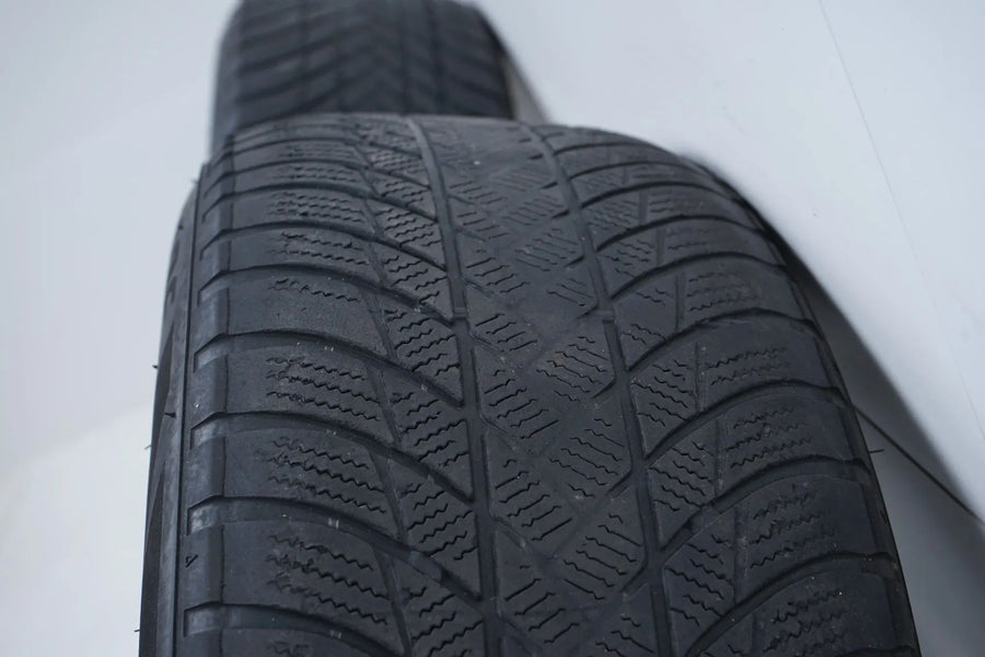 Pneus/jantes hiver Audi A6 4K C8 225/60 R17 pouces 4K0601025
