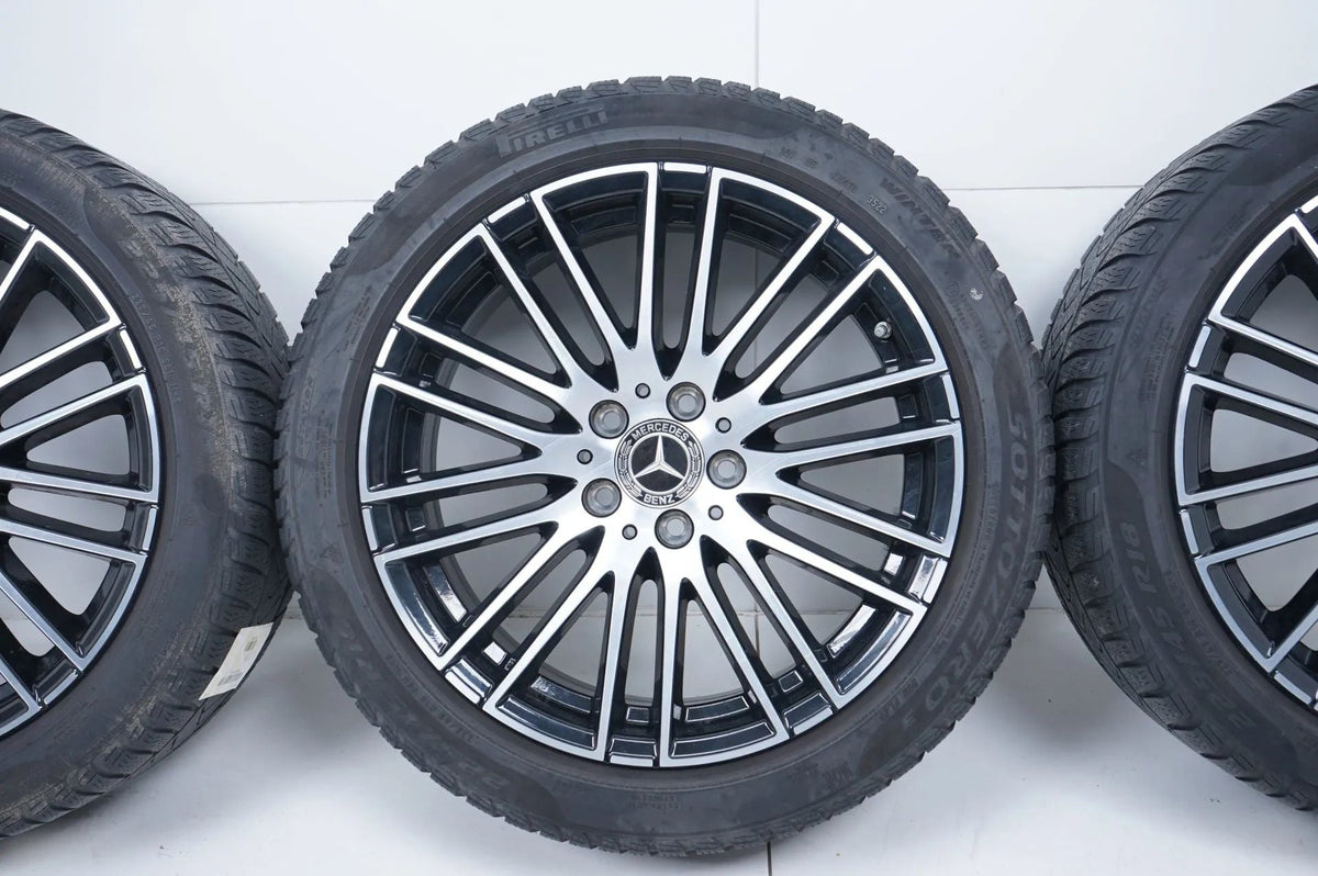 Mercedes C Klasse W206 Allwetterräder mit neuen Allwetterreifen 225 45 18 Zoll