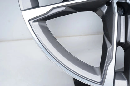 1 x originální BMW řady 1 řady 2 F44 F40 hliníkový disk 18 palců 556M 8053524