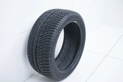 1x NEU Demo Winterreifen Michelin 255 40 18 Zoll DOT18