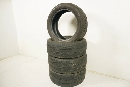 4 x Winterreifen Bridgestone 245 50 19 Zoll DOT18 Bmw* ca.5mm RFT