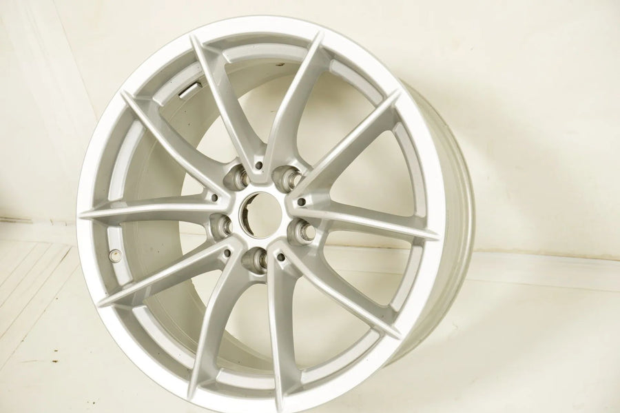 1 x Original BMW Z4 G29 17-inch Alloy Wheel 6879184 768 8.5J