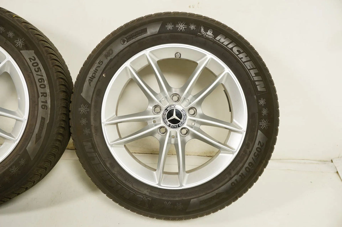Mercedes A B Klasse W177 B247 Allwetterräder mit neuen Allwetterreifen 16 Zoll