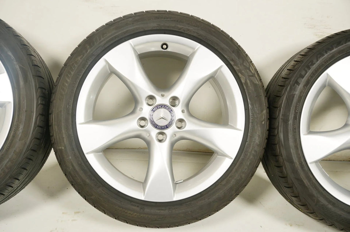Mercedes A B CLA Klasse W176 W117 Sommerräder 225 45 17 Zoll Detailansicht 4