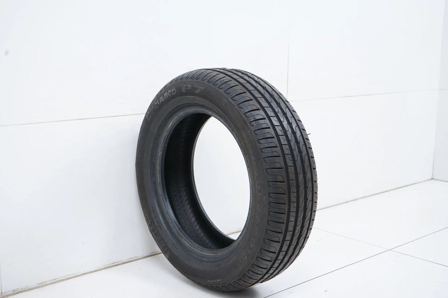 1x Sommerreifen Pirelli 205 60 16 Zoll DOT23 ca.7mm MO