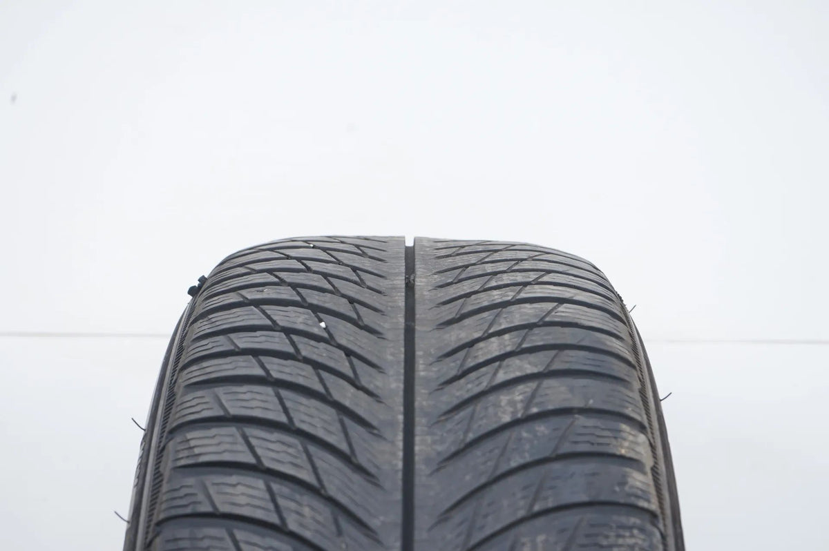 1 x Michelin winter tire 245/50 R19 inch DOT23 BMW* approx. 5mm tread depth RFT Detail view 4