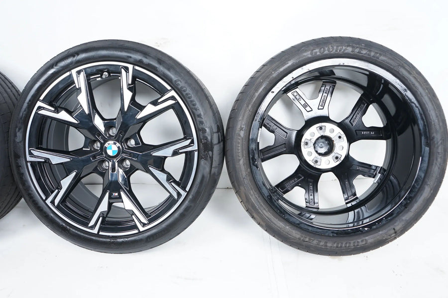 BMW Série 1 Série 2 F70 F74 roues été pneus été 235 40 19 pouces 976M 5A45267