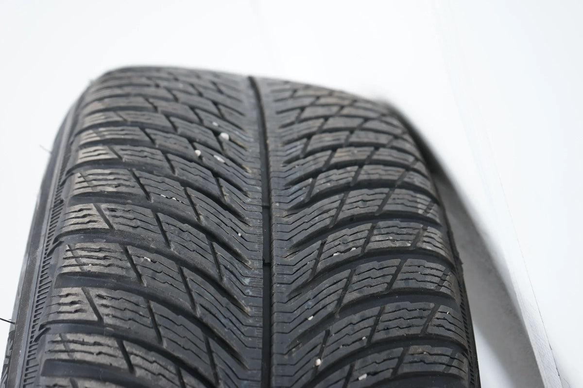 BMW iX3 X3 X4 G01 G02 G08 vinterdæk vinterhjul 245 50 19 tommer Detaljevisning 12