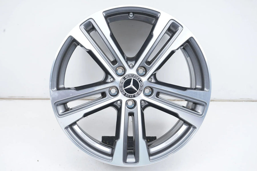 1 x Mercedes E třída W213, hliníkový disk 18 palců A2134015700 8J ET43