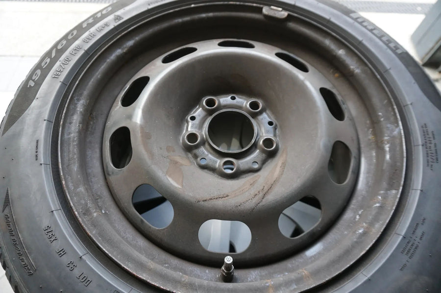 Original BMW Serie 1 F40 Serie 2 cerchi in acciaio ruote invernali pneumatici invernali 195 60 R16 89H RDK