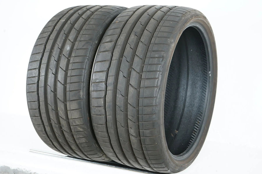 2 x Hankook summer tires 285 30 22 inch DOT22 approx. 6mm tread depth