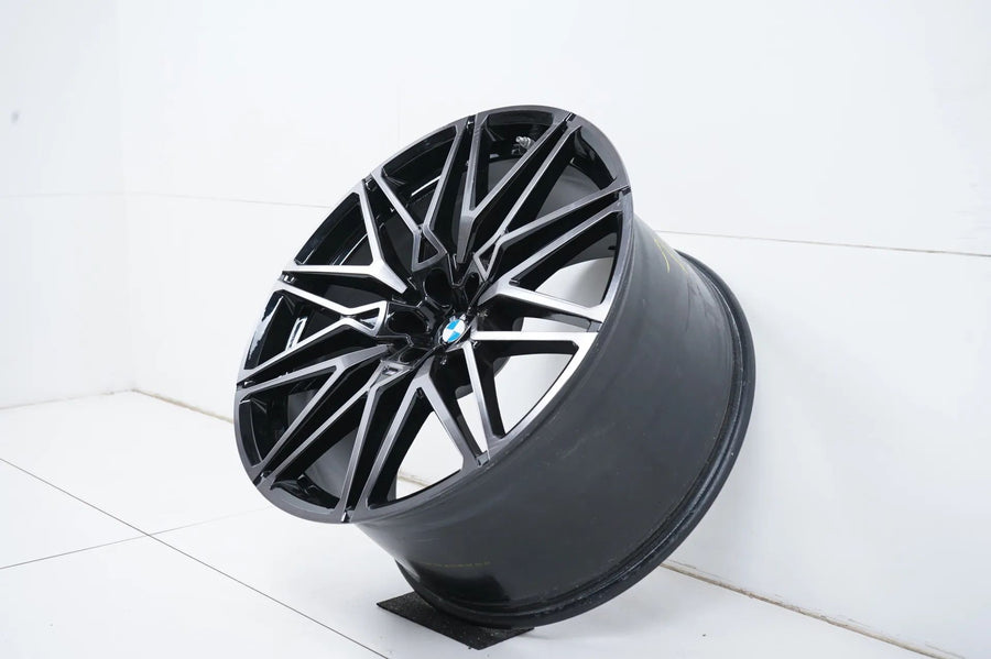 1 x BMW X5M F95 X6M F96 Alufelge 22 Zoll M818 8093564 11,5J ET43