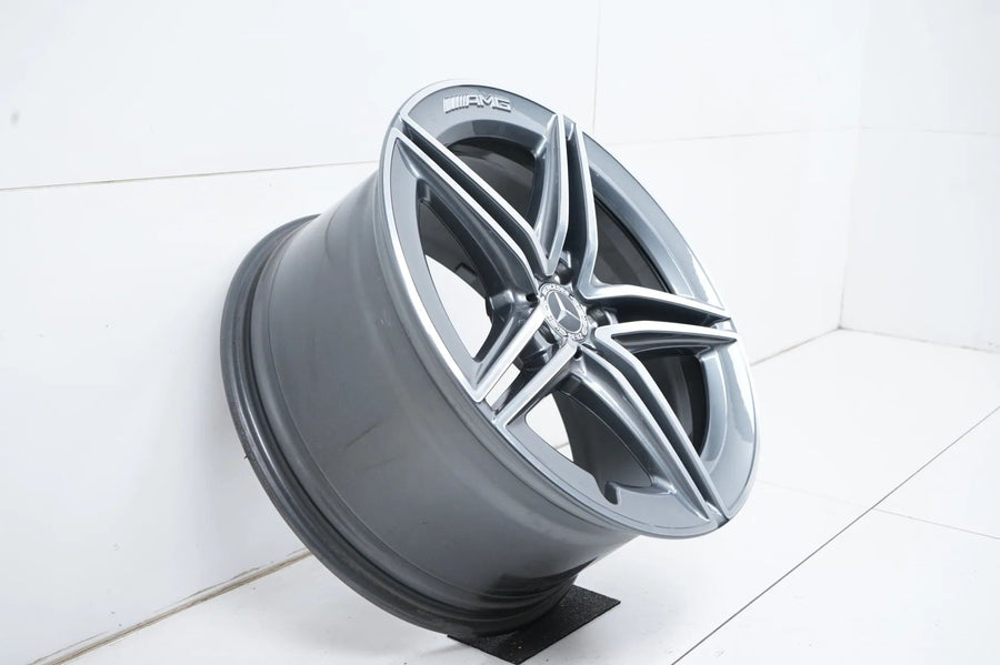 1 x Hliníkový disk Mercedes E63 S AMG W213 20 palců A2134017200 10J ET55