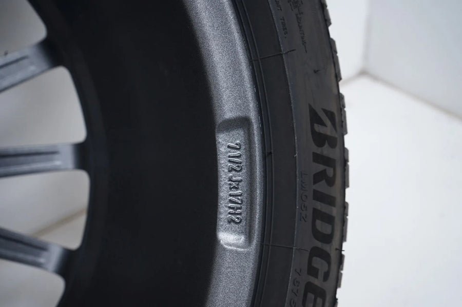 BMW řady 1 a 2 F40 F44 zimní pneumatiky zimní kola 225 45 17 palců