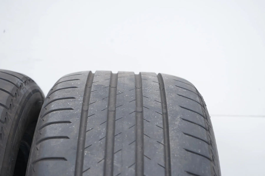 2 x Sommerreifen Bridgestone 235 55 18 Zoll  DOT19 ca.4 mm MO