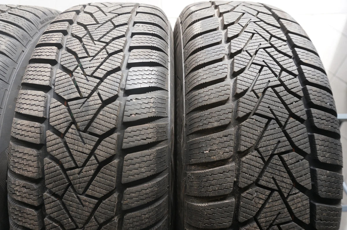 Mercedes Classe A W176 Classe B W245 W246 Roues hiver Pneus hiver 205 55 R16 Vue détaillée 3