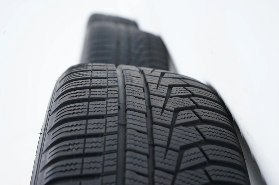 Mercedes A B Klasse W177 B247 Winterräder Winterreifen 17 Zoll