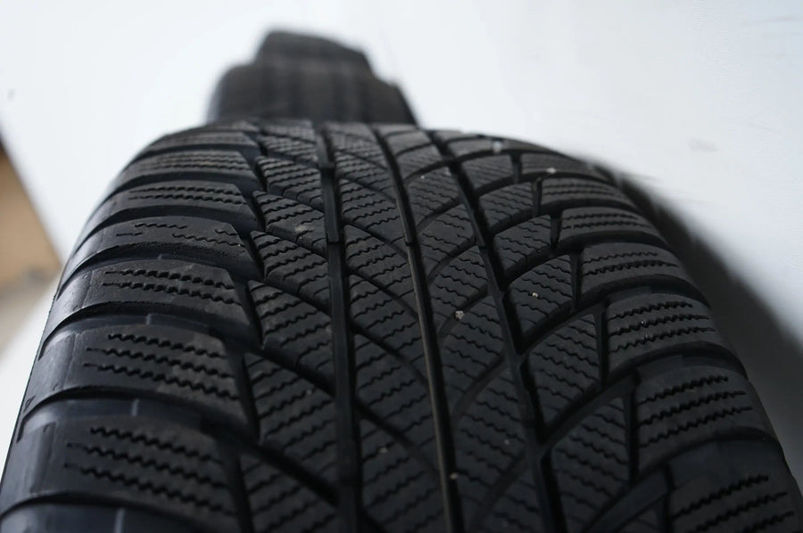 BMW Série 3 G20 G21 G22 Pneus hiver Roues hiver 225 50 17 pouces 6883520