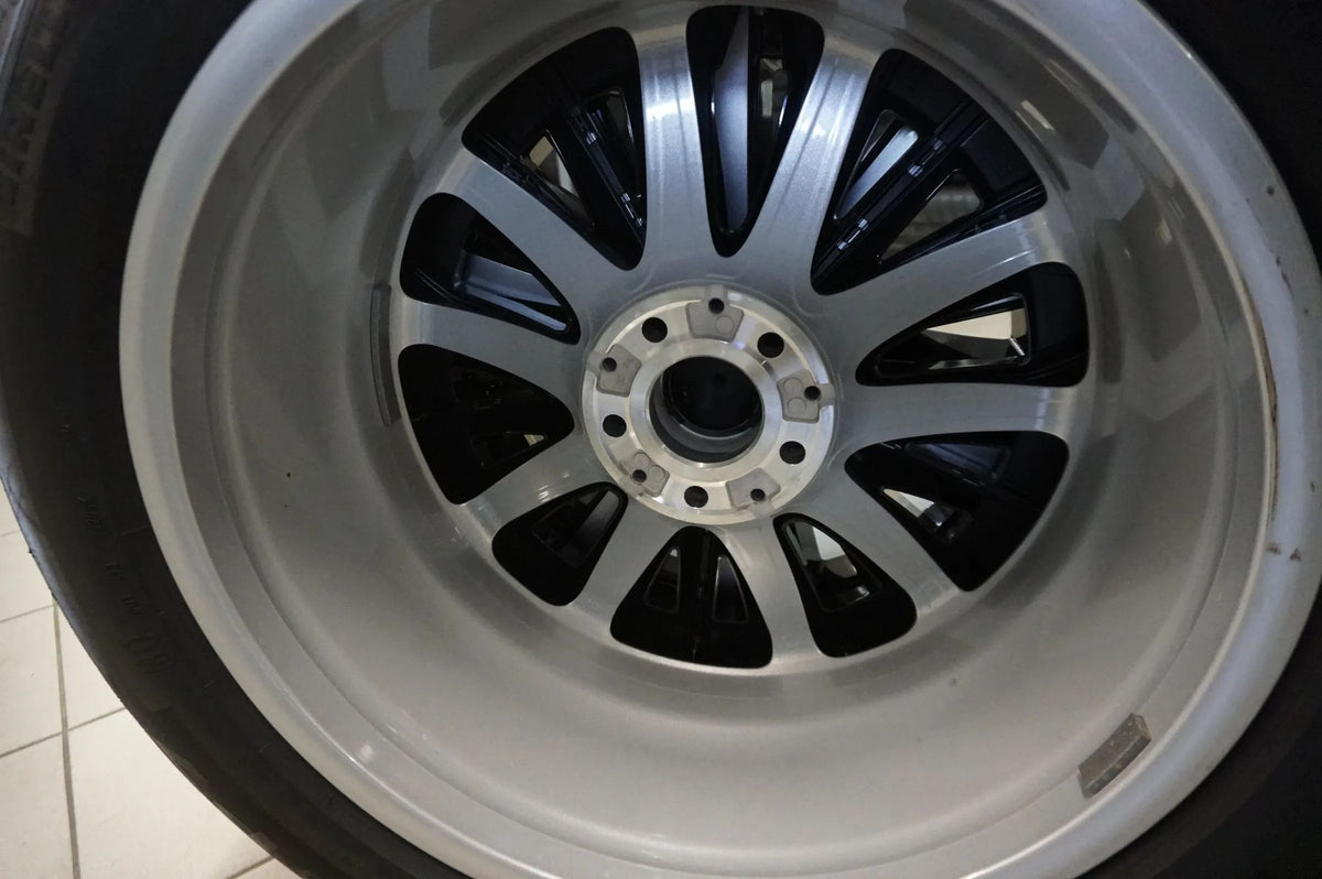 Jantes en aluminium d'origine Mercedes EQS V297 Pneus d'été 235 55 R19 pouces Vue détaillée 11
