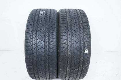 2x Winter Tires Pirelli Scorpion 285 45 22 inch DOT21/20 approx. 5mm MO