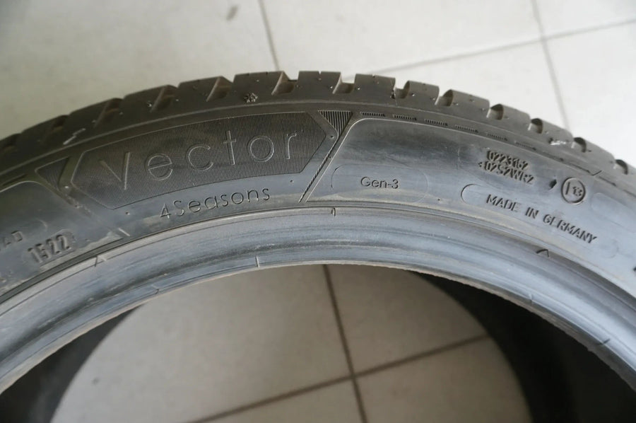 1 X 245 45 R19 102W Allwetterreifen Goodyear Vector 4Seasons Gen-3 2022 7mm