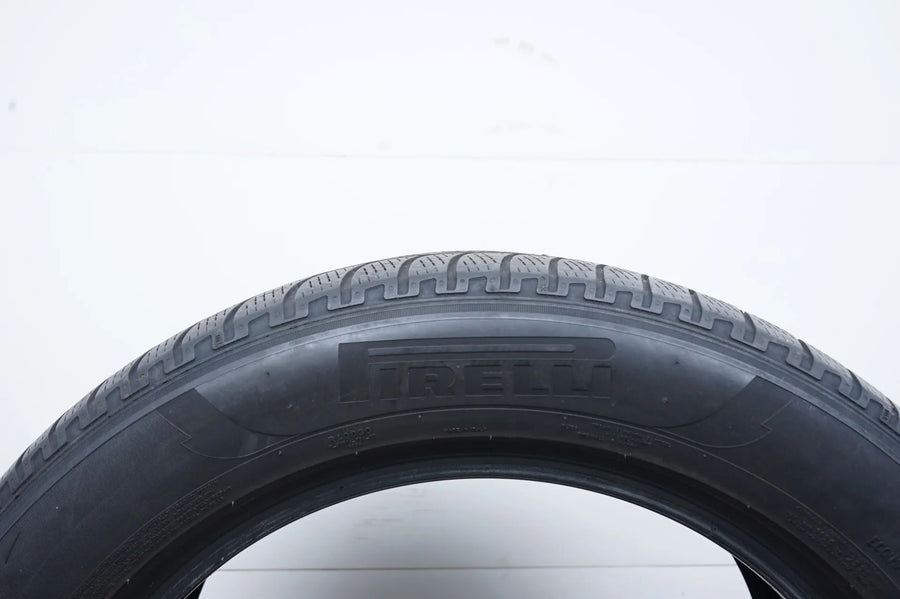 2 x Winter tires 275 50 20 inch Pirelli DOT20 MO 4mm