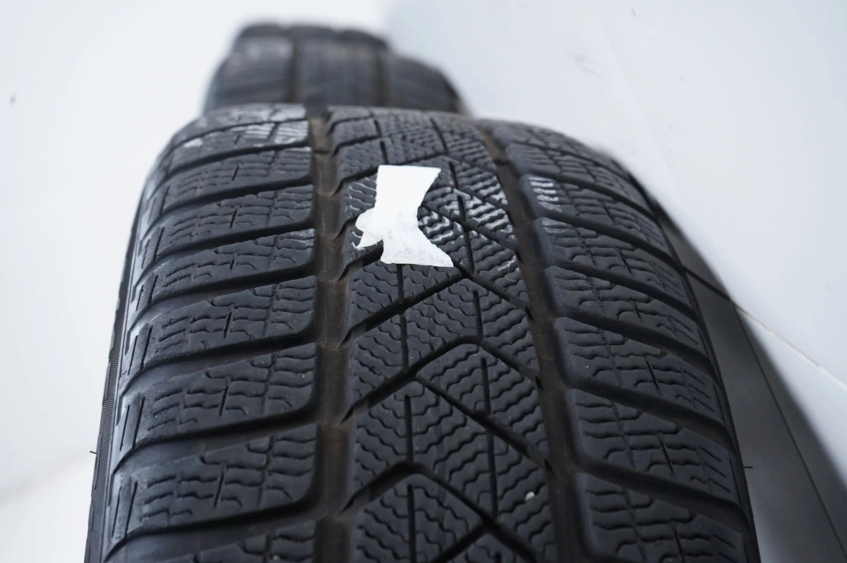 Mercedes C-Class W206 winter tires/wheels 225/45/18 inch Detailansicht 12