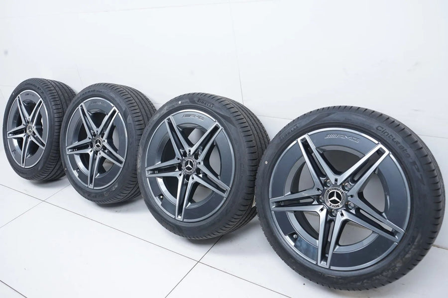 Mercedes C Klasse W206 Winterräder mit neuen Winterreifen AMG 18 Zoll
