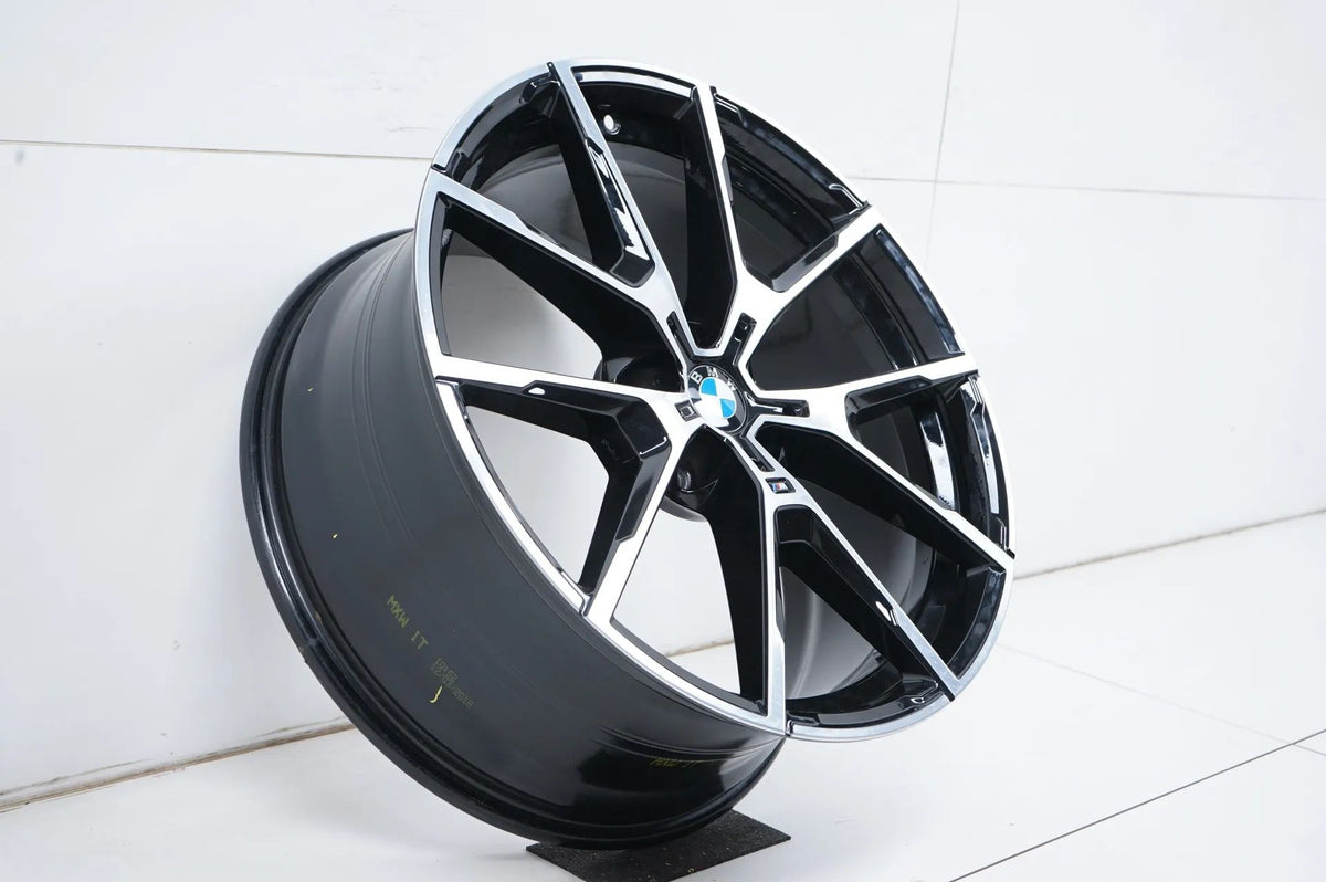 1 x Genuine BMW 8 Series G14 G15 Alloy Wheel 20 Inch 728M 8072024 9J Detailansicht 2