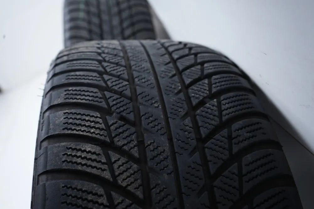 Mercedes Classe A e B W177 C118 pneumatici invernali ruote invernali 18 pollici Visualizzazione dettagliata 10