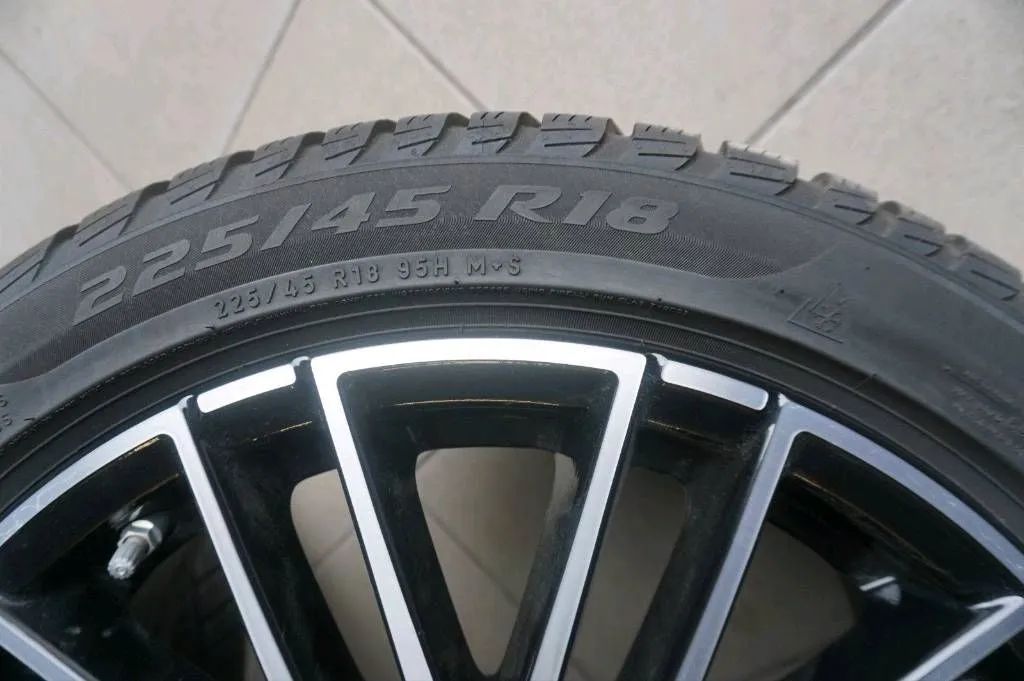 Original Mercedes C-Class W206 S206 18 Inch Alloy Wheels Winter Wheels Winter Tires Detail view 6