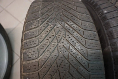 Jantes alliage Audi A6 C8 4A Pneus hiver Roues hiver 235 55 R18 pouces