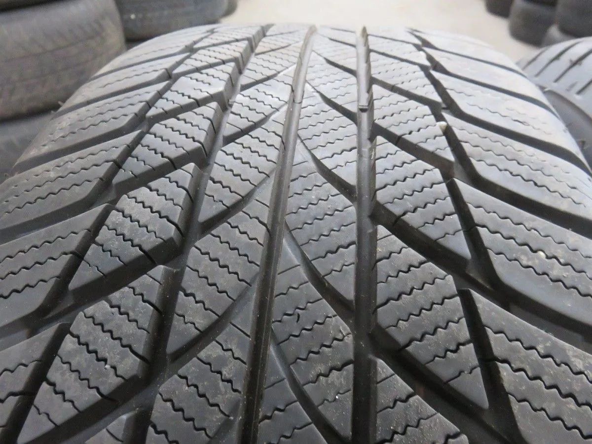 Original Mini F60 Countryman SE 17 Inch Alloy Wheels Winter Wheels Winter Tires Detailansicht 10