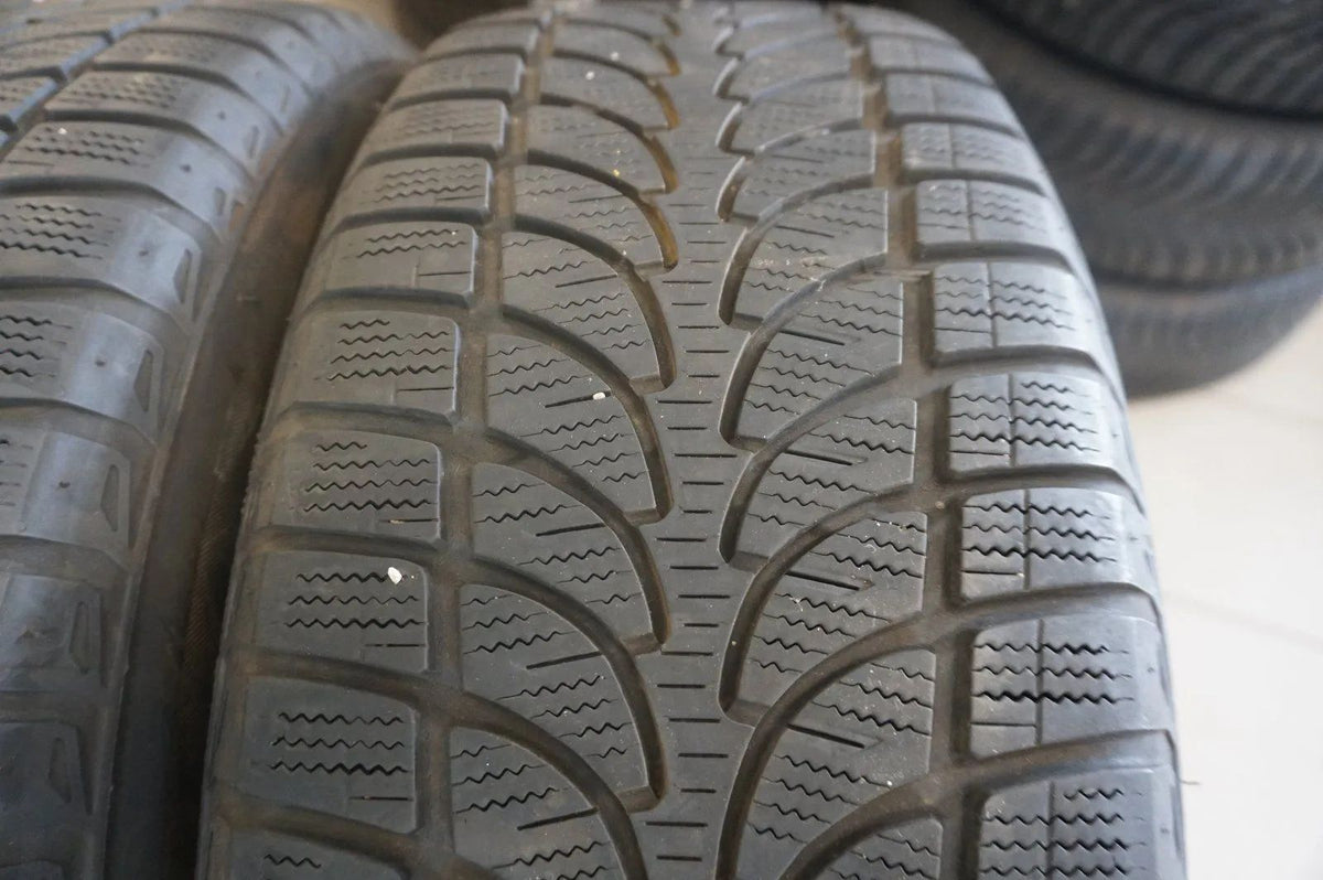 Original Mercedes GLC X253 Alufelgen Winterräder Winterreifen 235 60 R18  6mm Detailansicht 9