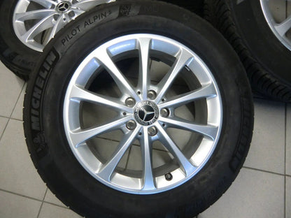 Originele Mercedes GLA H247 GLB X247 lichtmetalen velgen winterbanden 215 65 R17 6mm